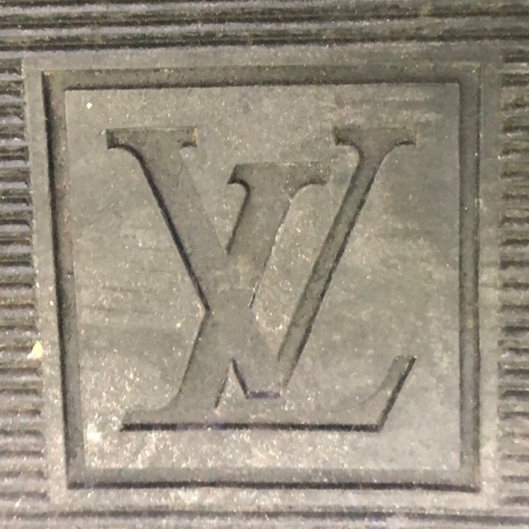 Louis Vuitton Authentic Sandals Size 8 - Picture 10 of 11